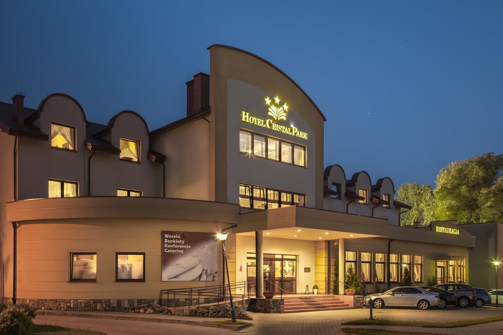 Hotel Cristal Park Dąbrowa Tarnowska Exterior photo