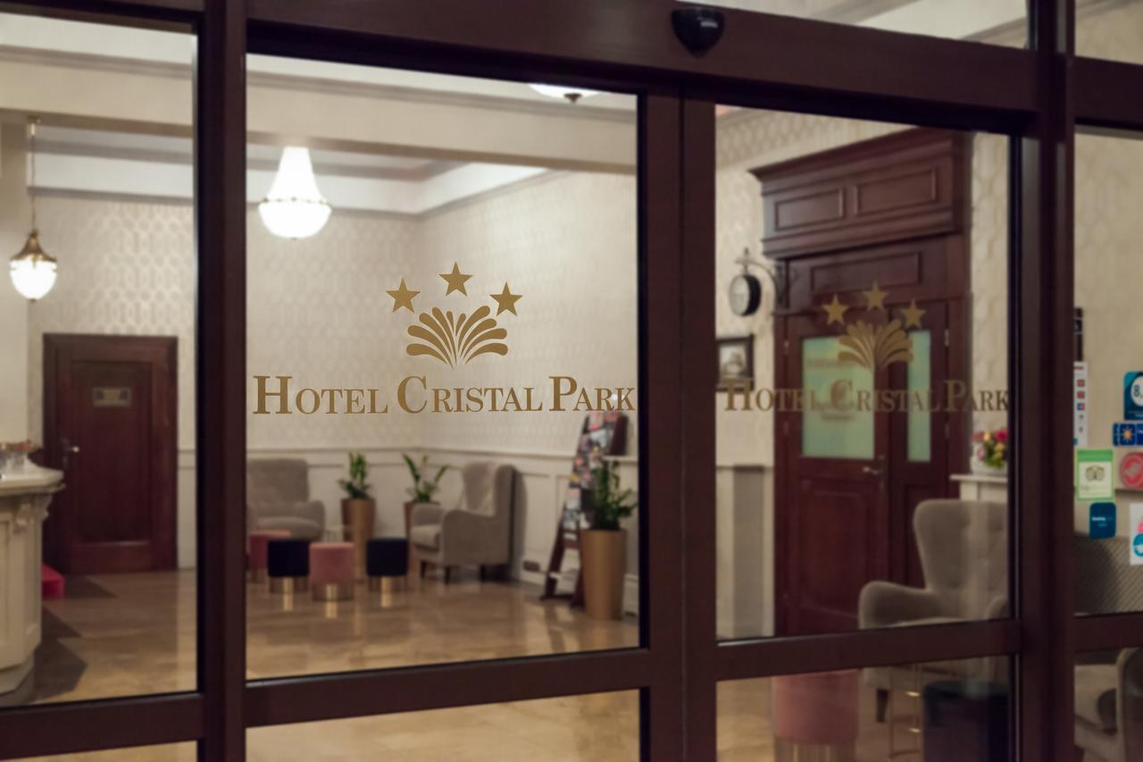 Hotel Cristal Park Dąbrowa Tarnowska Exterior photo
